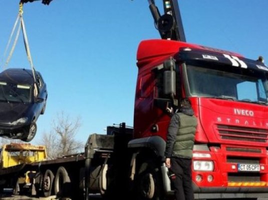 Accident mortal. Un tânăr din Ovidiu şi-a pierdut viaţa după ce s-a răsturnat cu maşina